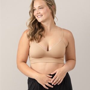 Kindred‎ bravely Everly Wireless Contour Bra beige size medium New With Tags
